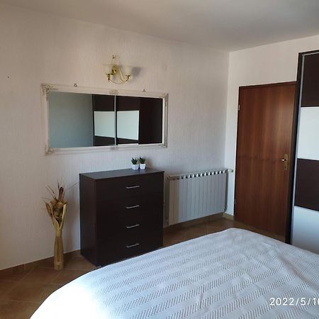 Apartments And Room Suza Senj  Εξωτερικό φωτογραφία
